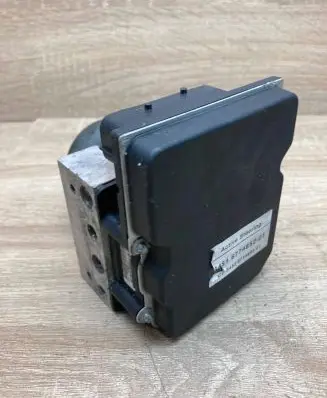 BMW 5 E60 E61 ABS Pump 6774852 0265236006