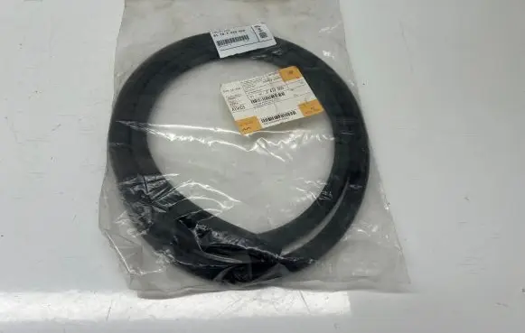 BMW M8 F93 Gran Coupe Engine compartment rubber 51767419000