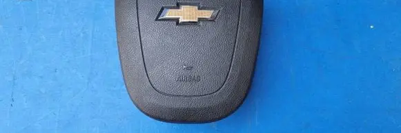 Chevrolet Camaro Steering wheel airbag 23170890 13393369 0589P1000411