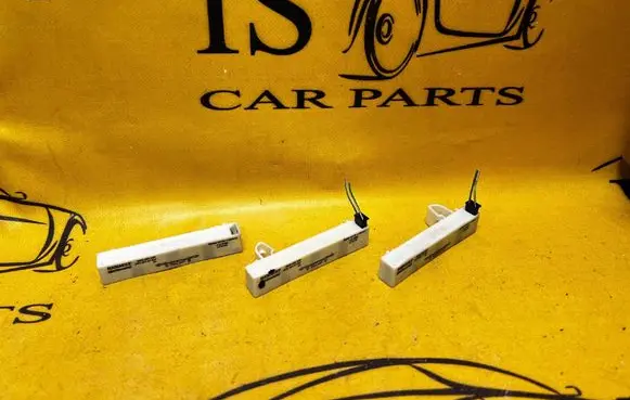 Renault Megane IV Aerial antenna amplifier 285906352R