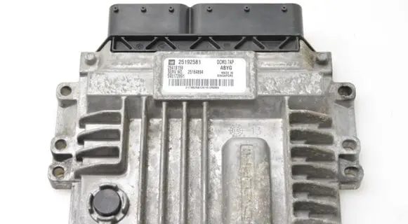 Opel Antara Engine control unit/module 25192581