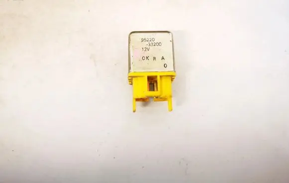 Hyundai Lantra I Other relay 9522033200 95220-33200