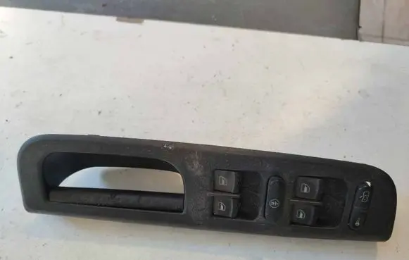 Volkswagen PASSAT B7 Electric window control switch 1J4959857B