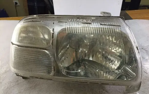 Suzuki Grand Vitara I Headlight/headlamp 10032078 10032080