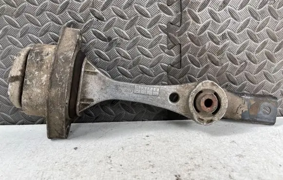 Seat Leon (1M) Gearbox mounting bracket 1J0199851