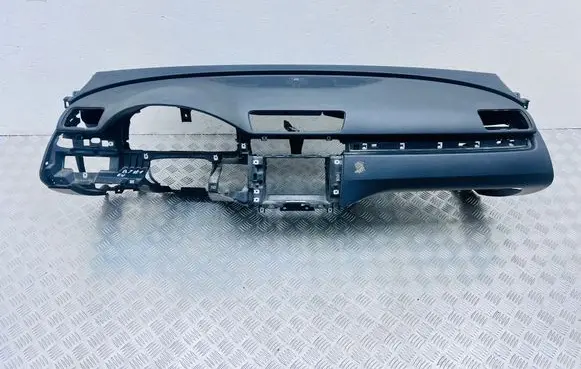 Volkswagen PASSAT B7 Dashboard 3AB857003R