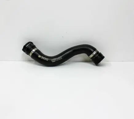Mercedes-Benz C W205 Engine coolant pipe/hose A2055016384