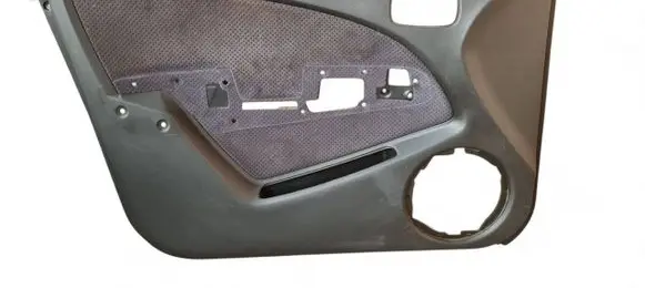 Mitsubishi Outlander Front door card panel trim MR4560491