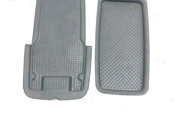 Chrysler Voyager Glove box pad 