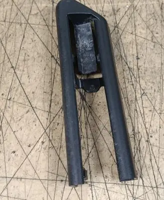 BMW X5 E70 Front driver seat rail trim 7302204 0005671016