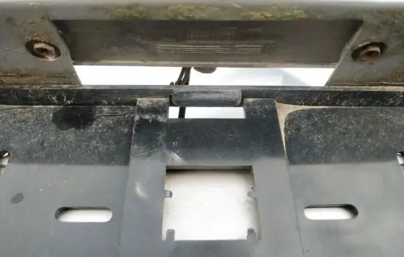 Chrysler Sebring (ST-22 - JR) Number plate light