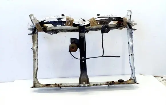 Toyota RAV 4 (XA40) Radiator support slam panel 