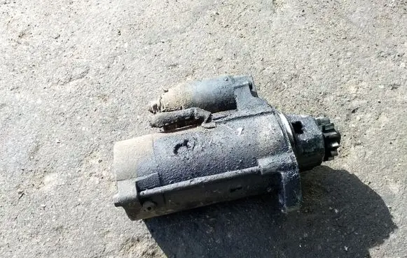 Nissan Almera Tino Starter motor 23300AU600