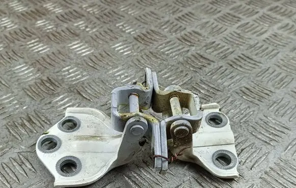 SsangYong Korando Rear door hinge set 
