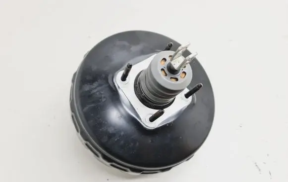 Volvo S60 Brake booster 31329895