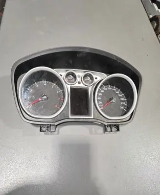 Ford Focus Speedometer (instrument cluster) 8V4T10849JH VP8V4F10849JA
