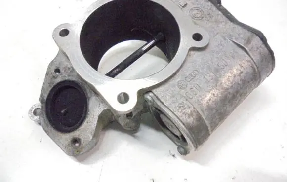 Audi A4 S4 B6 8E 8H EGR valve 06D131503C