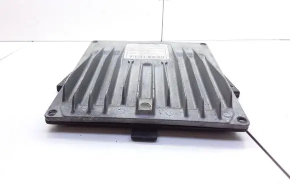 Nissan Almera N16 Engine control unit/module 8200275911