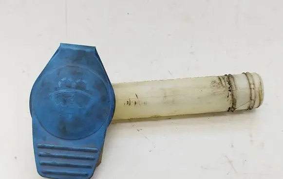 Volkswagen Phaeton Window washer liquid tank fill tube 3D0955463G
