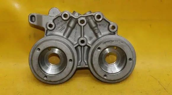Audi A4 S4 B8 8K Camshaft holder 06L103166F