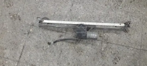 Volvo 760 Front wiper linkage 