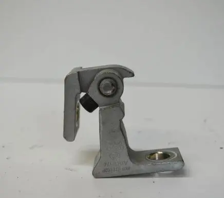 Volkswagen Golf VII Front door upper hinge 8K0831402P
