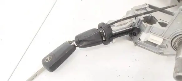 Opel Zafira B Ignition lock