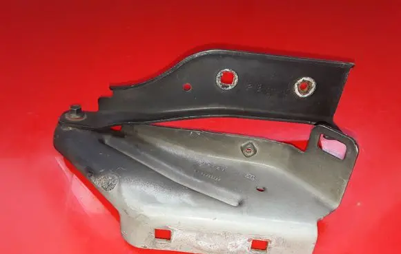 Cadillac SRX Engine bonnet/hood hinges 25715774