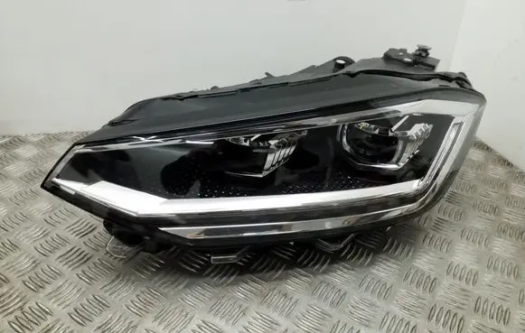 Volkswagen Golf Sportsvan Headlight/headlamp 517941081 90141152
