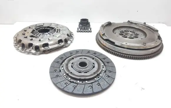 BMW 3 E92 E93 Clutch set kit C692767 124058910 323078710