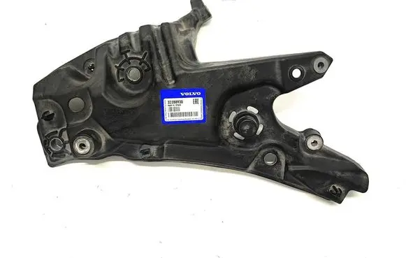 Volvo V60 Fender mounting bracket 32288930