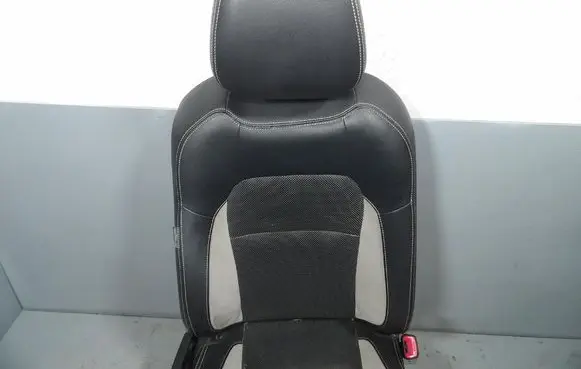 Toyota Avensis T220 Front passenger seat 