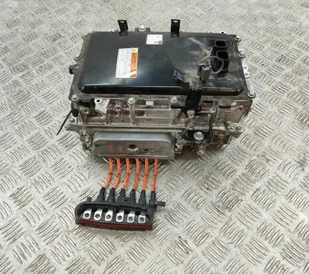 Toyota Yaris Cross Voltage converter inverter G920052330 2321004430