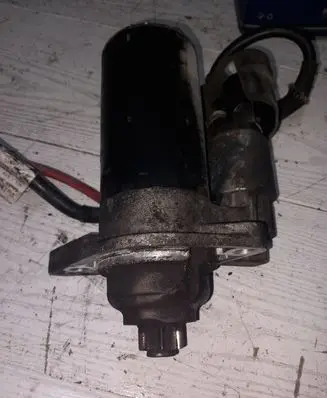 Volkswagen PASSAT B6 Starter motor 02Z911023F 0001123012013