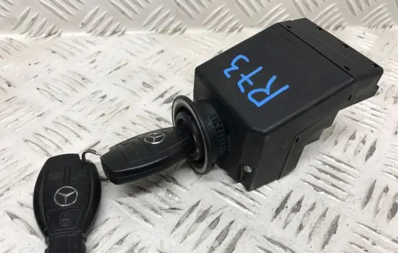 Mercedes-Benz Sprinter W906 Ignition lock A9069050600