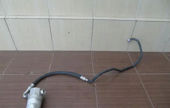 Audi A6 S6 C5 4B Air conditioning (A/C) pipe/hose 3D0820193A