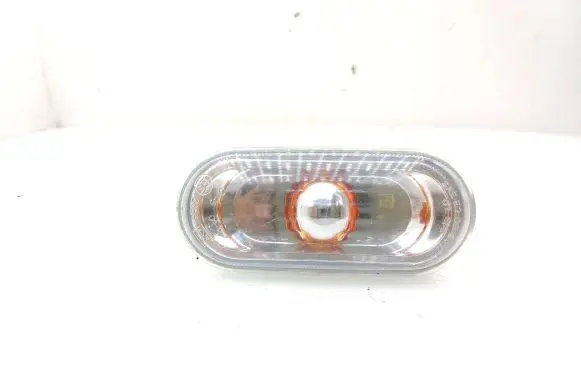Volkswagen Caddy Front fender indicator light 2K0949117B 0215655