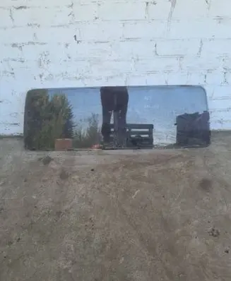 Toyota Land Cruiser (FJ60) Rear windscreen/windshield window 