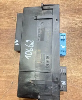 BMW 3 E90 E91 Comfort/convenience module 9176880 9176879 9116670
