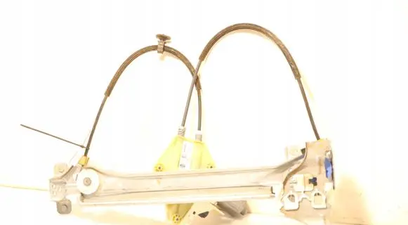 Renault Fluence Rear window lifting mechanism without motor
