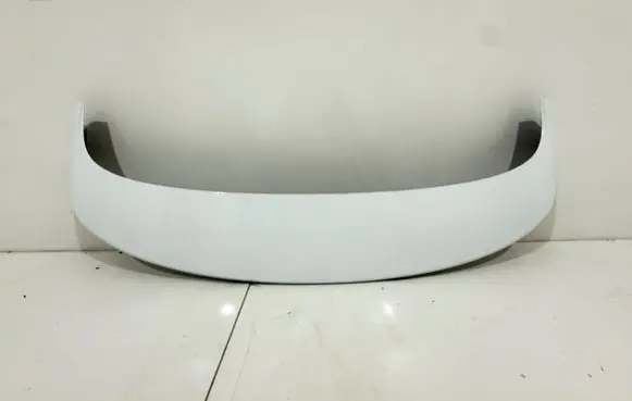 Ford Focus Tailgate/trunk spoiler JX7B-N44210