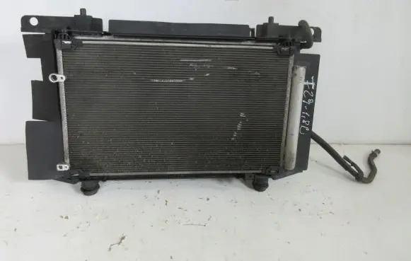 Toyota Avensis T270 Radiator set 