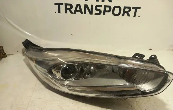 Ford Fiesta Headlight/headlamp