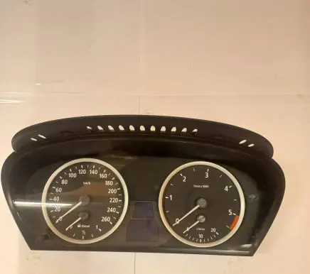 BMW 5 E60 E61 Speedometer (instrument cluster) 62116983153 110080213 213542043689