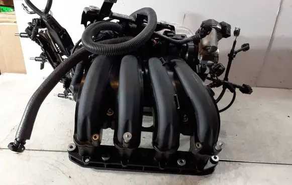 BMW X1 E84 Intake manifold 7560234