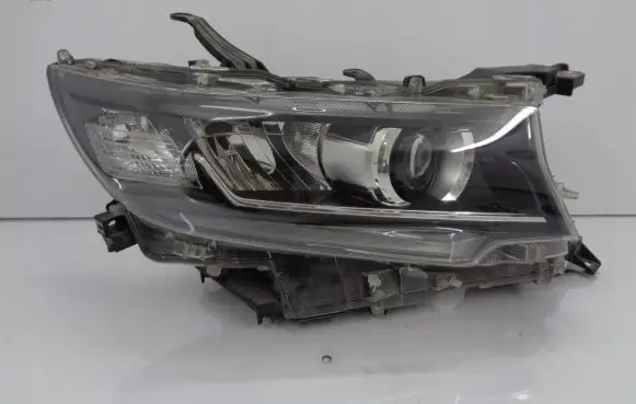Toyota Land Cruiser (J150) Headlight/headlamp