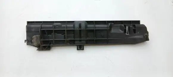 BMW 3 E90 E91 Radiator mount bracket 11074810