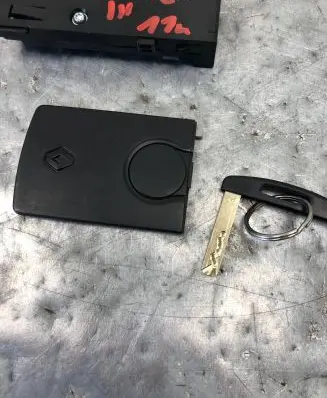 Renault Scenic III - Grand scenic III Ignition key card reader 285909828R