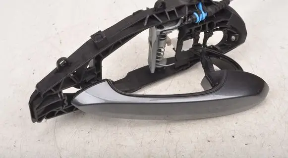 BMW 2 F44 Front door exterior handle PRAWY TYŁ