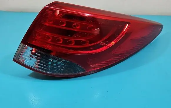 Hyundai ix35 Rear/tail lights 92402-2Y0 IMPRK1429081